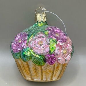 Vintage Glass Christmas Tree 2.5” Ornament Floral BASKET Bouquet Germany